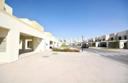 Townhouse - 3 Bedrooms - 4 Bathrooms for sale in Naseem Townhouses - Town Square - Dubai