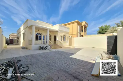 Villa - 3 Bedrooms - 5 Bathrooms for rent in Al Rawda 1 - Al Rawda - Ajman