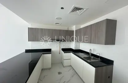 Apartment - 2 Bedrooms - 4 Bathrooms for rent in 5th Avenue - Al Furjan - Dubai