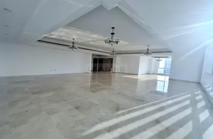 Penthouse - 3 Bedrooms - 5 Bathrooms for rent in Manazel Al Safa - Business Bay - Dubai