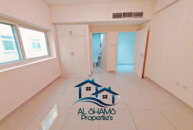 Apartment for Rent in Muwaileh 29 Building: 1 BHK ! Balcony ! Wardrobes ...