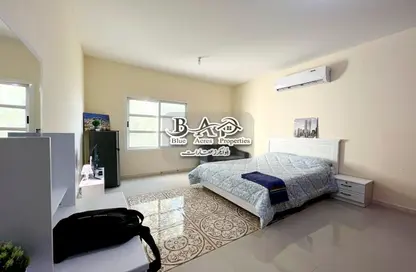 Apartment - 1 Bathroom for rent in Al Khaleej Al Arabi Street - Al Bateen - Abu Dhabi