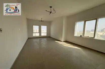 Apartment - 2 Bedrooms - 2 Bathrooms for rent in Qasimia 10 building - Al Mahatta - Al Qasimia - Sharjah