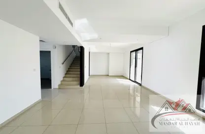 Townhouse - 4 Bedrooms - 5 Bathrooms for rent in Nasma Residence - Al Tai - Sharjah