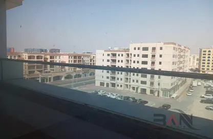 Apartment - 2 Bedrooms - 3 Bathrooms for rent in Rawdhat Abu Dhabi - Abu Dhabi