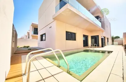 Villa - 4 Bedrooms - 6 Bathrooms for rent in Al Garhoud Villas - Al Garhoud - Dubai