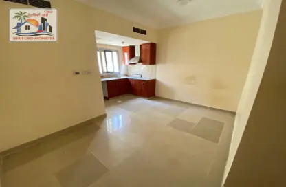 Apartment - Studio - 1 Bathroom for rent in Rashid Building - Muwaileh Commercial - Sharjah