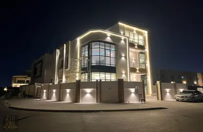 Villa - 5 Bedrooms - 7 Bathrooms for sale in Al Yasmeen 1 - Al Yasmeen - Ajman