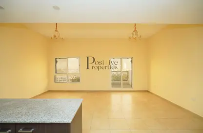 Apartment - 2 Bedrooms - 2 Bathrooms for sale in Al Thamam 41 - Al Thamam - Remraam - Dubai