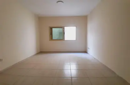 Apartment - 1 Bathroom for rent in Al Butina B - Al Butina - Sharjah