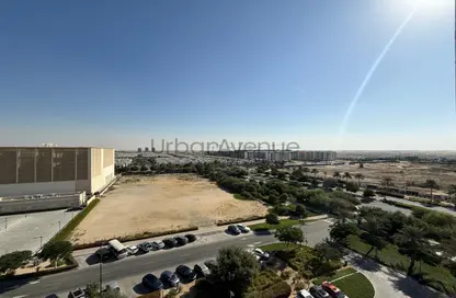 Apartment - 1 Bedroom - 1 Bathroom for sale in Hayat Boulevard-1A - Hayat Boulevard - Town Square - Dubai