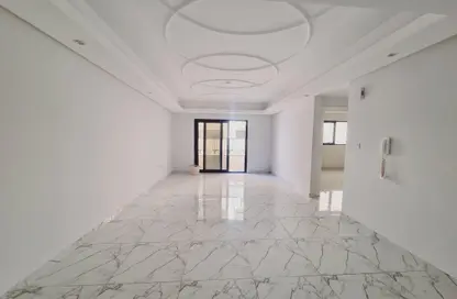 Apartment - 1 Bedroom - 1 Bathroom for rent in Hajar Building - Muwaileh Commercial - Sharjah