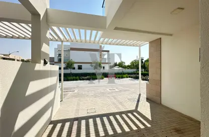 Townhouse - 3 Bedrooms - 3 Bathrooms for sale in Rochester - DAMAC Hills - Dubai