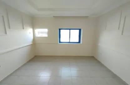 Apartment - 1 Bedroom - 1 Bathroom for rent in Muwailih Building - Muwaileh - Sharjah