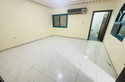 Villa - 1 Bathroom for rent in Liwa Village - Al Musalla Area - Al Karamah - Abu Dhabi