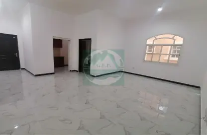 Apartment - 2 Bedrooms - 2 Bathrooms for rent in Khalifa City A Villas - Khalifa City A - Khalifa City - Abu Dhabi