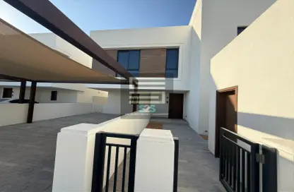 Villa - 5 Bedrooms - 6 Bathrooms for rent in Noya Luma - Noya - Yas Island - Abu Dhabi