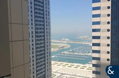 Apartment - 1 Bedroom - 1 Bathroom for sale in Marina Pinnacle - Dubai Marina - Dubai