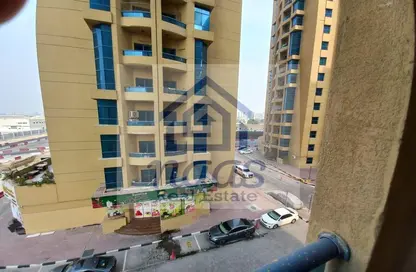 Apartment - 3 Bedrooms - 3 Bathrooms for sale in Al Khor Tower A1 - Al Khor Towers - Ajman Downtown - Ajman