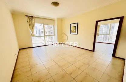 Apartment - 1 Bedroom - 2 Bathrooms for rent in MAG 214 - JLT Cluster R - Jumeirah Lake Towers - Dubai