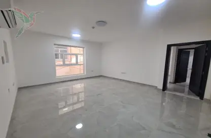 Apartment - 1 Bedroom - 2 Bathrooms for rent in Al Khrais - Al Jimi - Al Ain