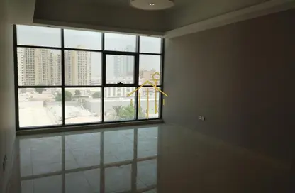 Apartment - 1 Bedroom - 2 Bathrooms for rent in Gulfa Towers - Al Rashidiya 1 - Al Rashidiya - Ajman