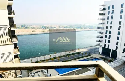 Apartment - 1 Bathroom for rent in Waters Edge - Yas Island - Abu Dhabi