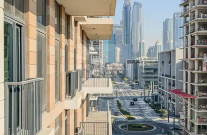 Apartment - 2 Bedrooms - 3 Bathrooms for rent in Central Park Building 1 - Central Park at City Walk - City Walk - Dubai