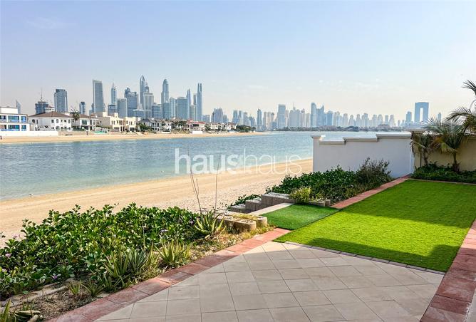 Villa - 4 Bedrooms - 6 Bathrooms for rent in Garden Homes Frond O - Garden Homes - Palm Jumeirah - Dubai