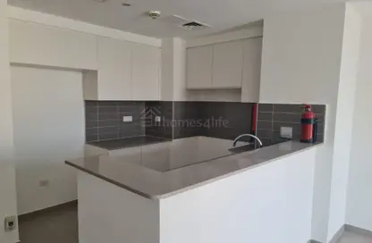 Apartment - 3 Bedrooms - 3 Bathrooms for rent in Hayat Boulevard-2A - Hayat Boulevard - Town Square - Dubai