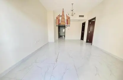 Apartment - 1 Bedroom - 2 Bathrooms for rent in Muwaileh 29 Building - Muwaileh - Sharjah