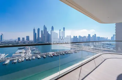 Apartment - 2 Bedrooms - 2 Bathrooms for sale in Marina Vista - EMAAR Beachfront - Dubai Harbour - Dubai