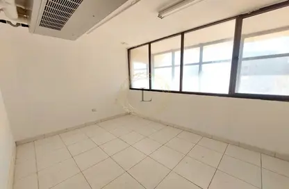 Office Space - Studio - 1 Bathroom for rent in Aud Al Touba 1 - Central District - Al Ain