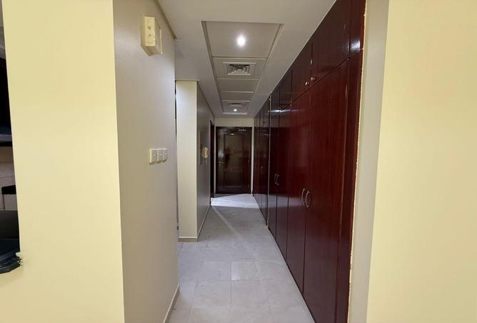 Apartment - 1 Bathroom for rent in Discovery Gardens - Dubai