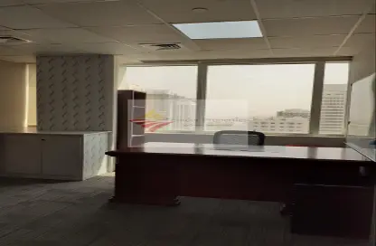 Office Space - Studio - 2 Bathrooms for rent in Hamdan Street - Abu Dhabi