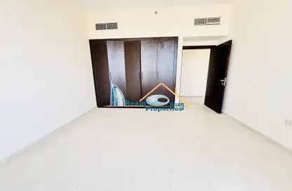 Apartment - 3 Bedrooms - 3 Bathrooms for rent in Silicon Gates 1 - Silicon Gates - Dubai Silicon Oasis - Dubai