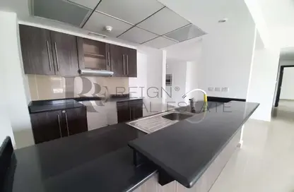 Apartment - 2 Bedrooms - 2 Bathrooms for sale in Tower 28 - Al Reef Downtown - Al Reef - Abu Dhabi