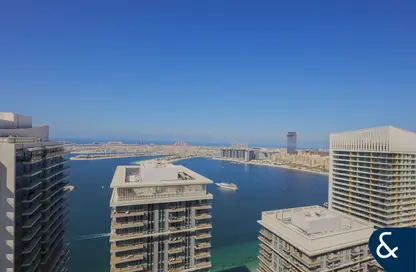 Apartment - 2 Bedrooms - 2 Bathrooms for sale in Marina Vista - EMAAR Beachfront - Dubai Harbour - Dubai