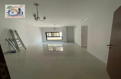 Apartment - 2 Bedrooms - 2 Bathrooms for rent in Rawan Building - Al Naimiya - Al Nuaimiya - Ajman