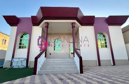 Villa - 3 Bedrooms - 5 Bathrooms for sale in Khuzam - Ras Al Khaimah