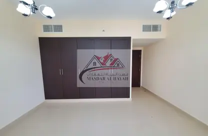 Apartment - 1 Bedroom - 2 Bathrooms for rent in Muwaileh 3 Building - Muwaileh - Sharjah