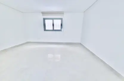 Apartment - 1 Bathroom for rent in The Square 1 - Muwaileh Commercial - Sharjah