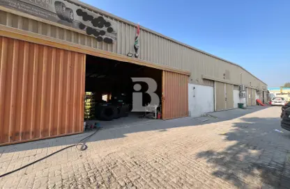 Warehouse - Studio for sale in Al Quoz Industrial Area - Al Quoz - Dubai