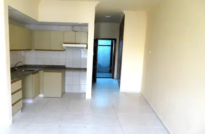 Apartment - Studio - 1 Bathroom for rent in Naif Road - Naif - Deira - Dubai