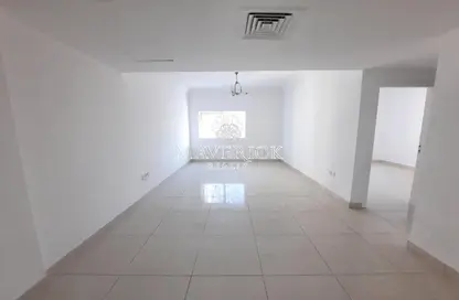 Apartment - 1 Bedroom - 2 Bathrooms for rent in BOS Al Khan Tower - Al Khan - Sharjah