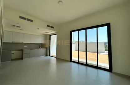 Villa - 2 Bedrooms - 1 Bathroom for rent in Greenview - EMAAR South - Dubai South (Dubai World Central) - Dubai