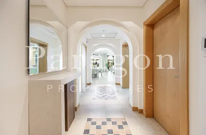 Apartment - 3 Bedrooms - 4 Bathrooms for sale in Al Khushkar - Shoreline Apartments - Palm Jumeirah - Dubai