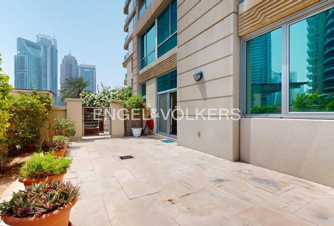 Apartment - 1 Bedroom - 2 Bathrooms for rent in Al Yass Tower - Emaar 6 Towers - Dubai Marina - Dubai