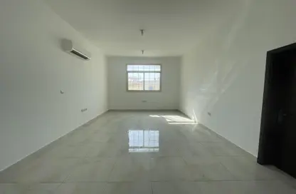 شقة - 3 غرف نوم - 3 حمامات للايجار في مدينة شخبوط - أبوظبي