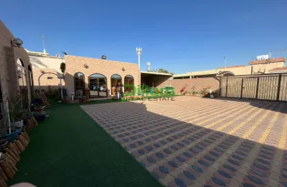 Villa - 6 Bedrooms for sale in Al Rashidiya - Dubai